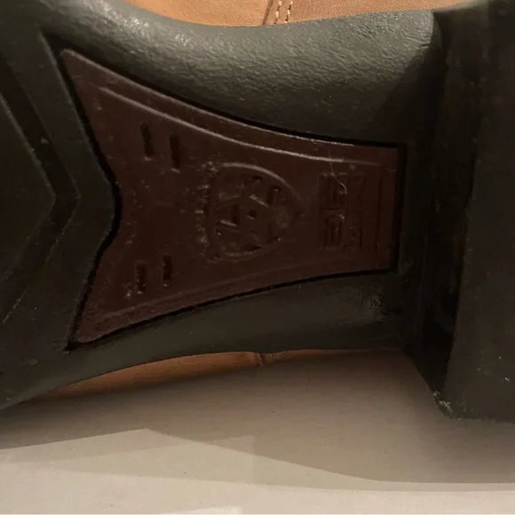 Ariat Lace up Men’s Boots - Picture 15 of 16